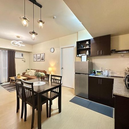 2-Bedroom Condo Unit With Balcony At Centrio Tower Beside Ayala Centrio Mall Downtown Cdo Кагаян-де-Оро Экстерьер фото