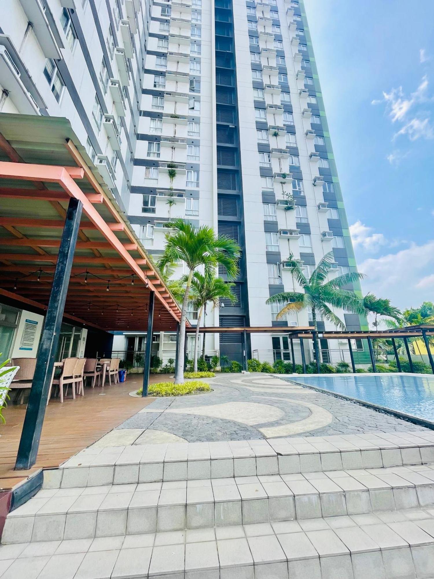2-Bedroom Condo Unit With Balcony At Centrio Tower Beside Ayala Centrio Mall Downtown Cdo Кагаян-де-Оро Экстерьер фото
