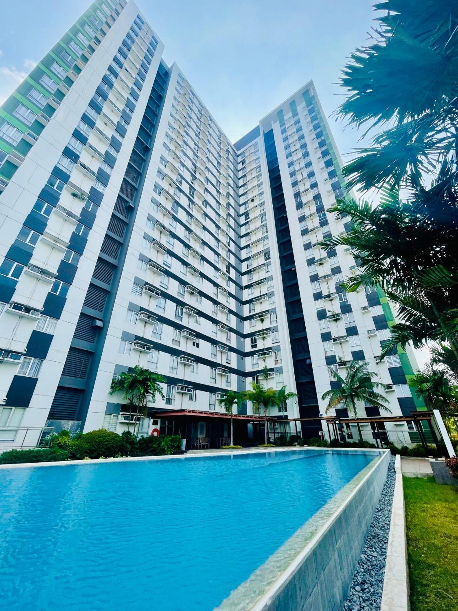 2-Bedroom Condo Unit With Balcony At Centrio Tower Beside Ayala Centrio Mall Downtown Cdo Кагаян-де-Оро Экстерьер фото