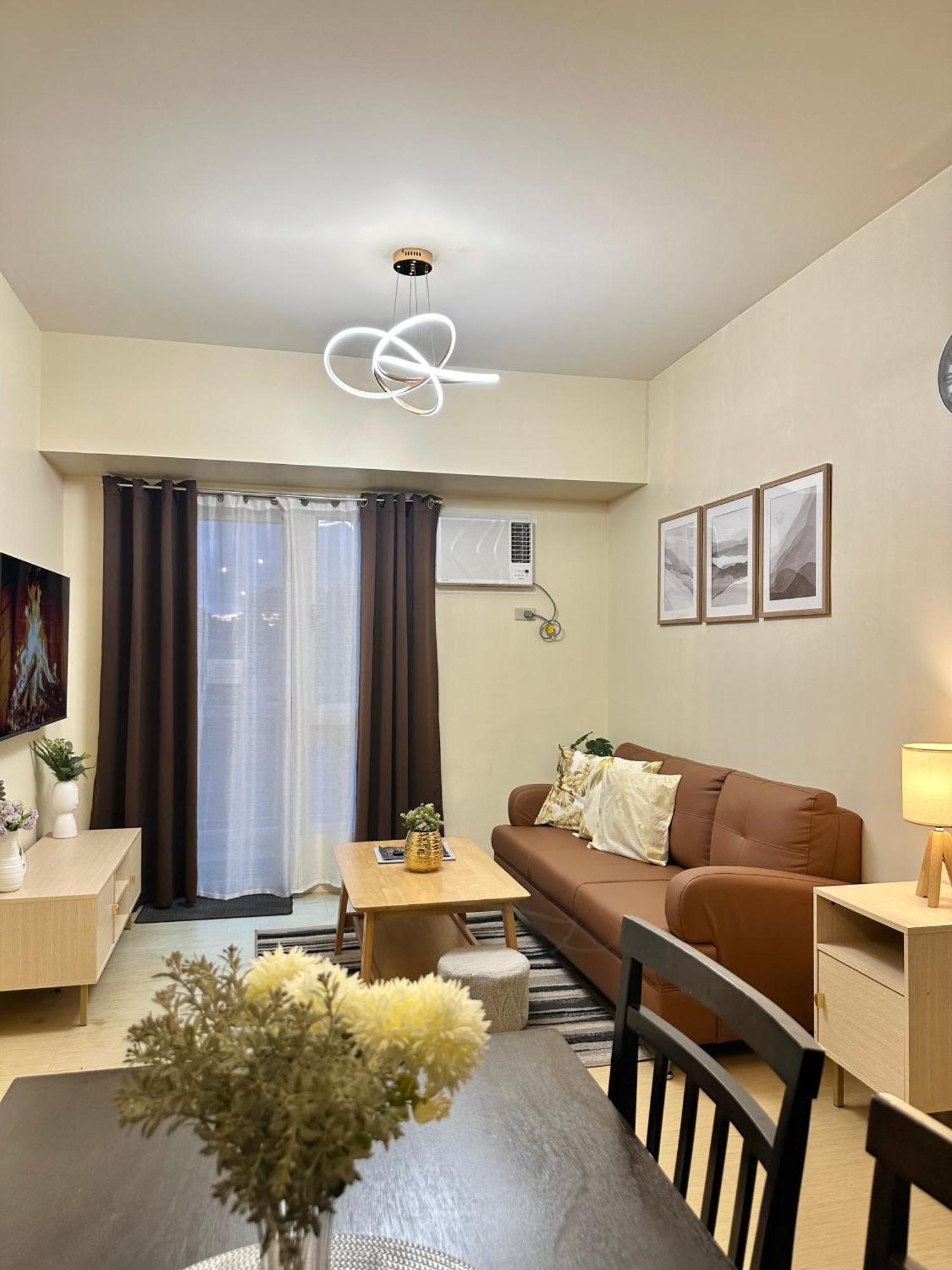 2-Bedroom Condo Unit With Balcony At Centrio Tower Beside Ayala Centrio Mall Downtown Cdo Кагаян-де-Оро Экстерьер фото
